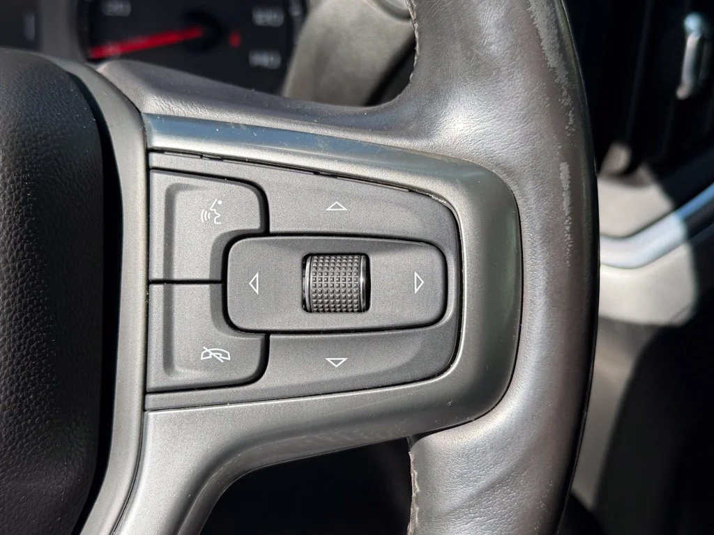 Used 2020 Gray Chevrolet RST image 30
