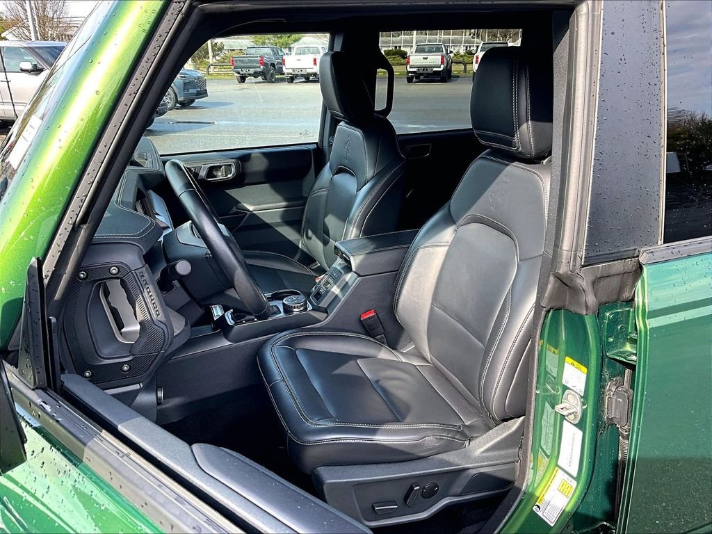 Used 2025 Green Ford Outer Banks image 10