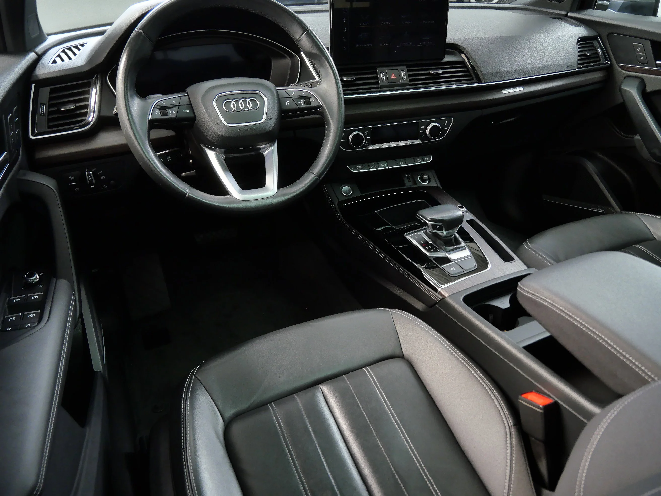 Used 2023 Audi Q5 Premium Plus with VIN WA1EAAFY0P2136501 for sale in Minnetonka, Minnesota