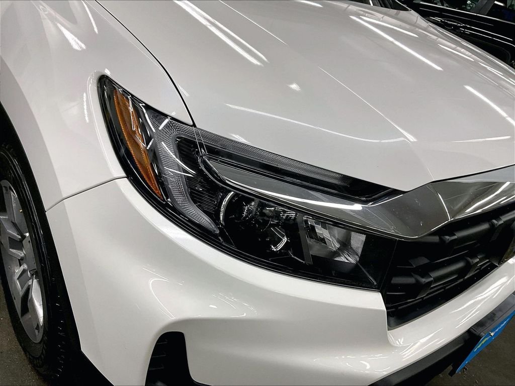 Used 2024 White Honda RTL image 33