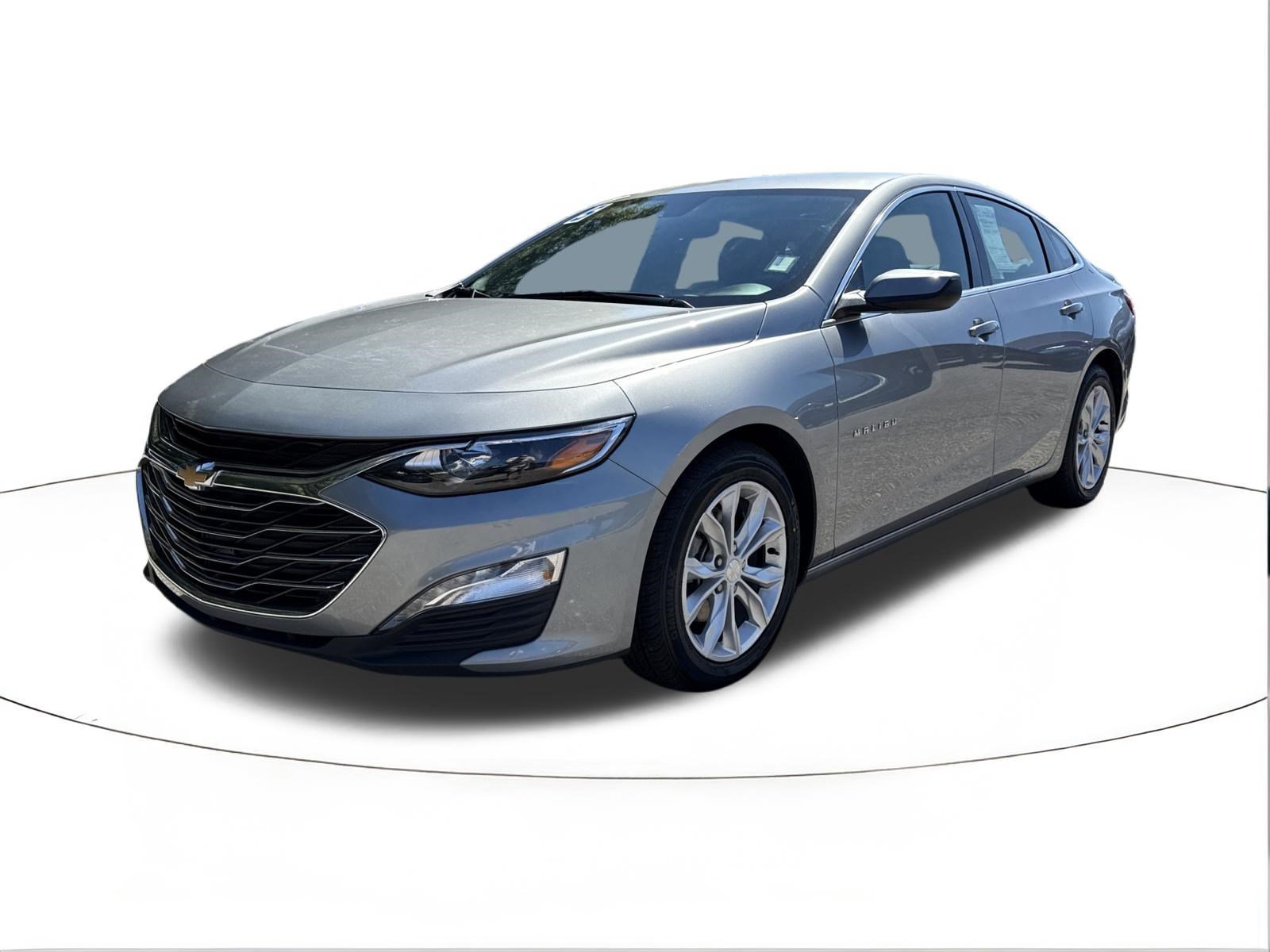 Used 2025 Sterling Gray Metallic Chevrolet LT image 7
