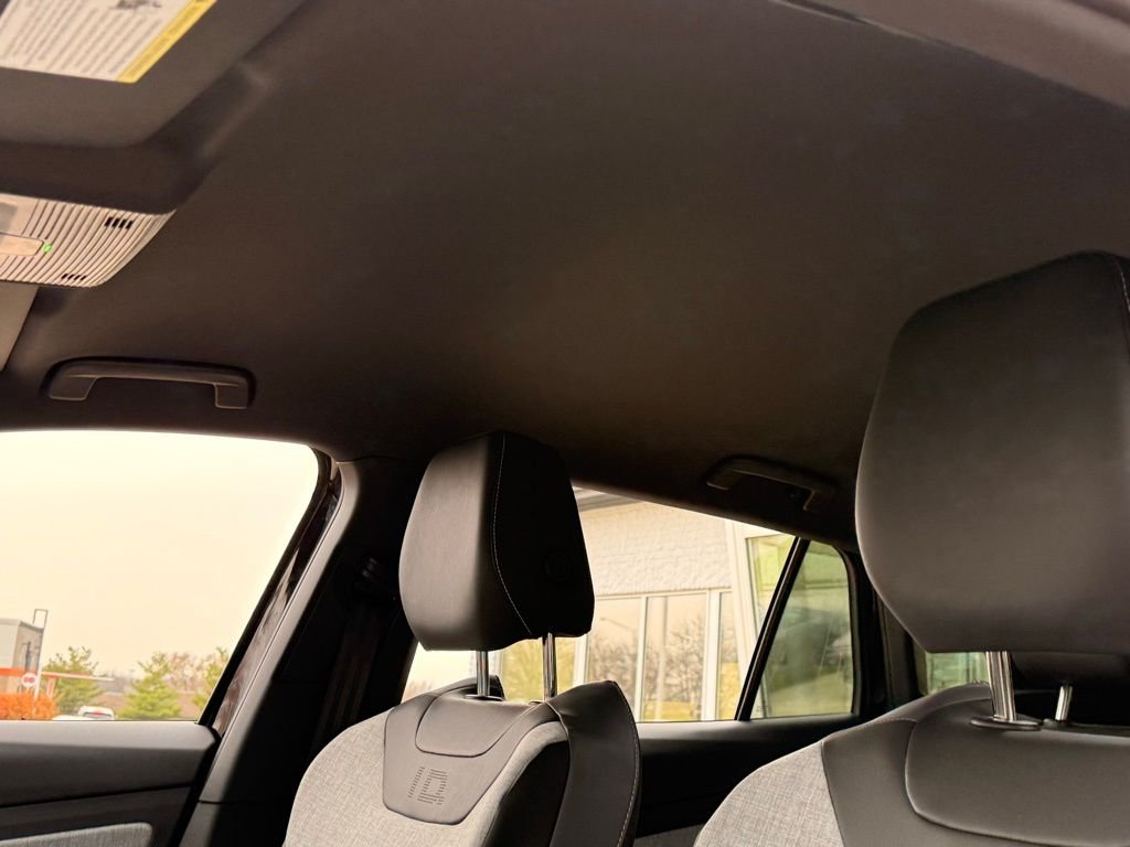 2025 Volkswagen ID.4 PRO - Photo 13