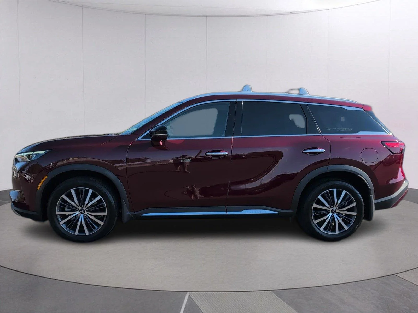 Used 2023 Deep Bordeaux INFINITI SENSORY image 2
