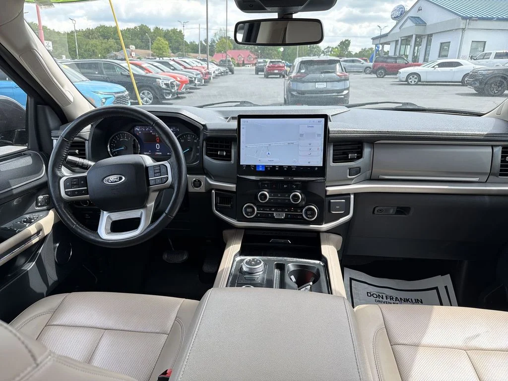 Used 2024 Gray Ford XLT image 10
