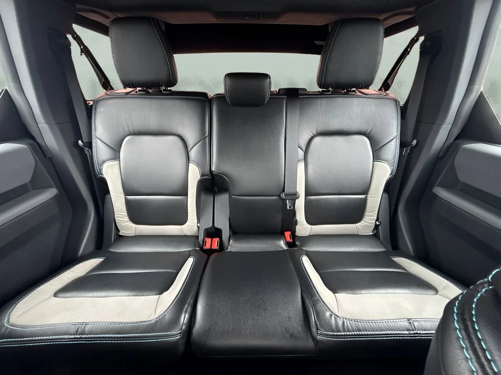 Used 2022 Blue Ford Base image 7