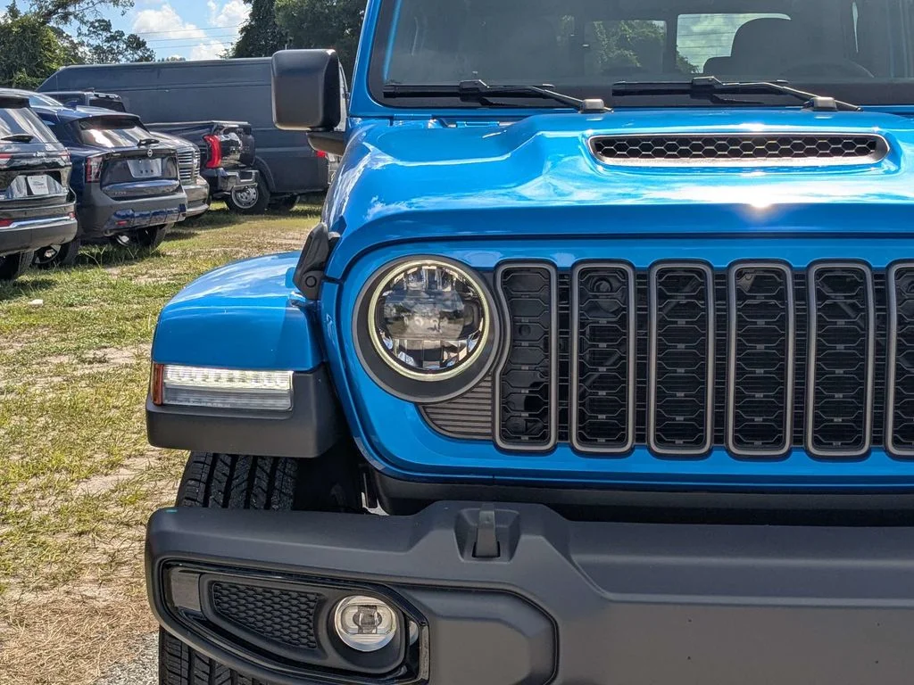 New 2026 Hydro Blue Pearlcoat Jeep Sport S image 10