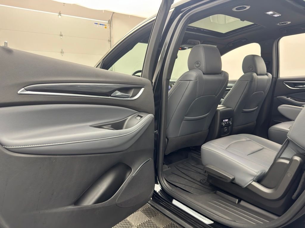 Used 2023 Ebony Twilight Metallic Buick Essence image 43