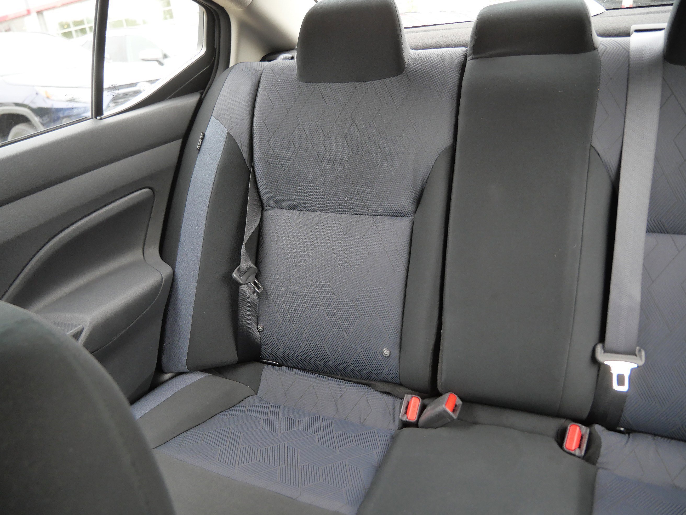2025 Nissan Versa Sedan SV - Photo 12