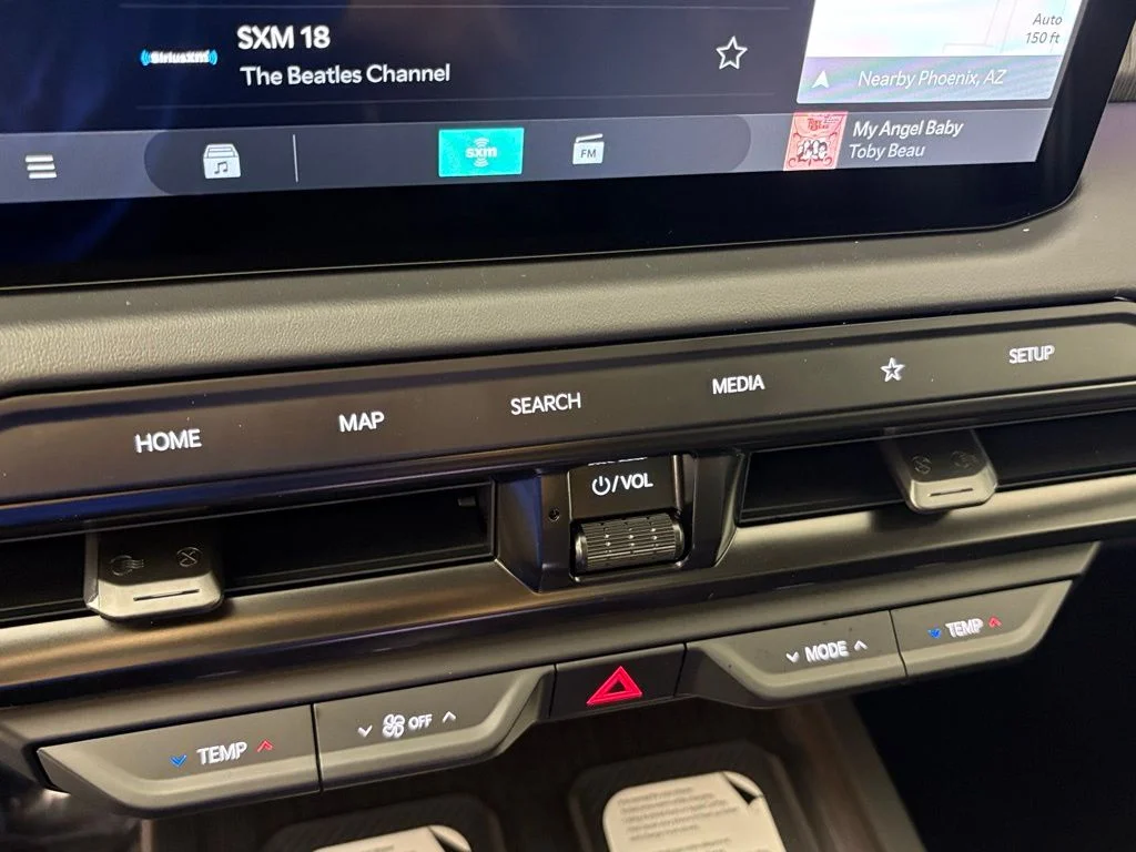 New 2027 Glacial White Pearl Kia X-Line SX Prestige image 30