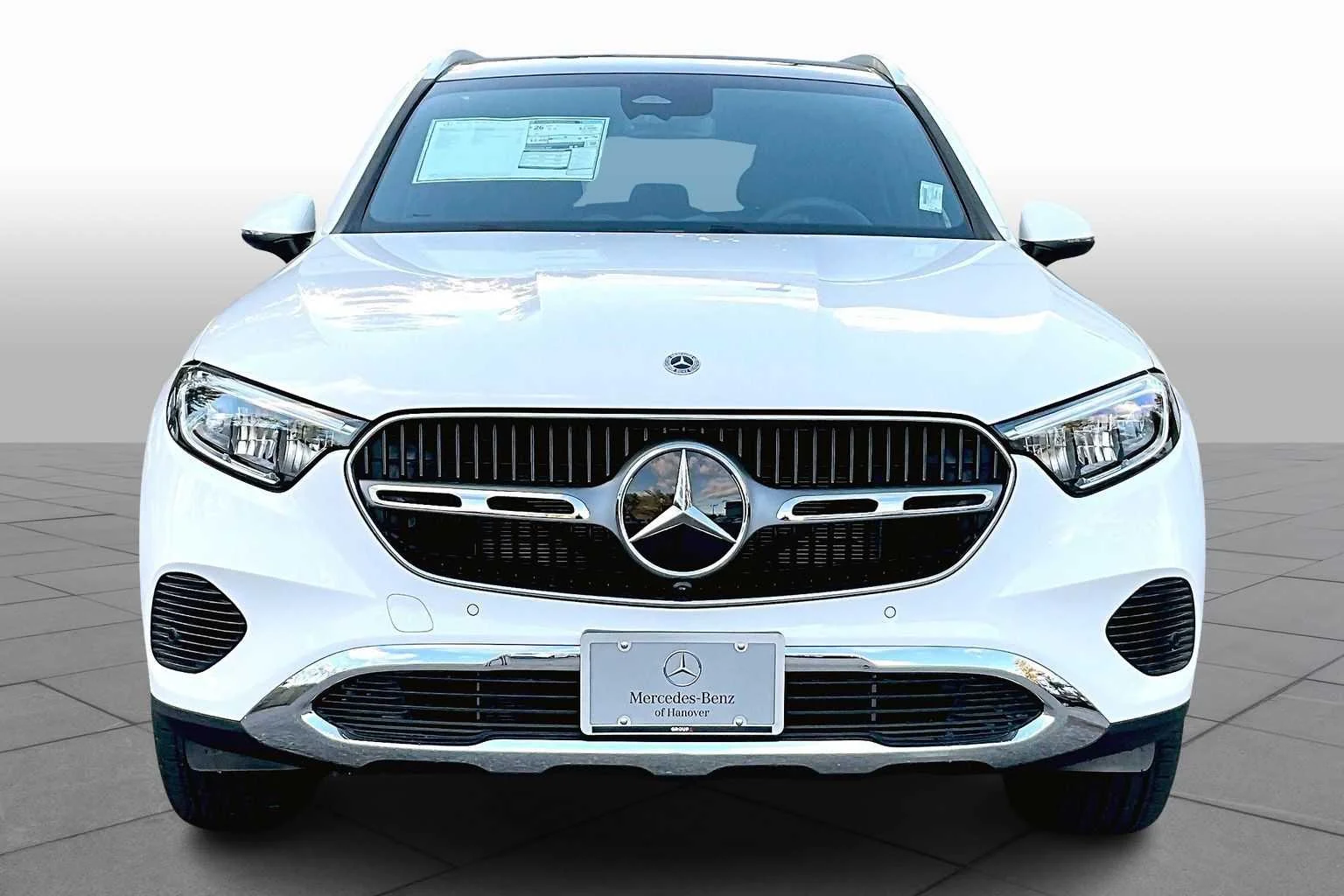 New 2026 Polar White Mercedes-Benz GLC 300 image 3