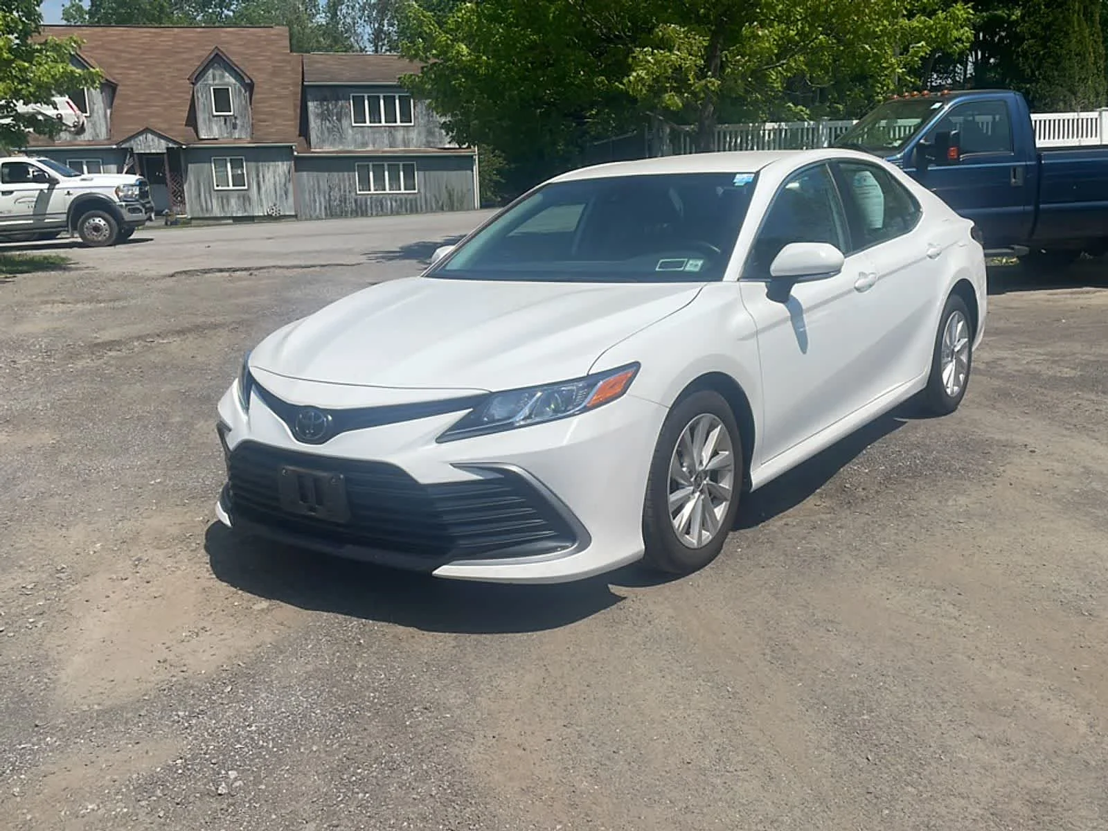 2024 Toyota Camry LE AWD's photo