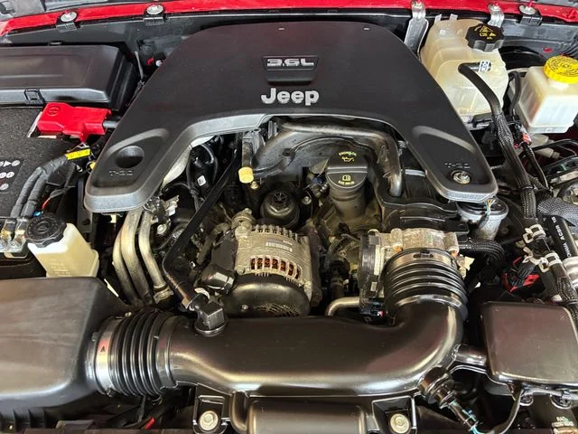 Used 2020 Red Clearcoat Jeep Mojave image 25