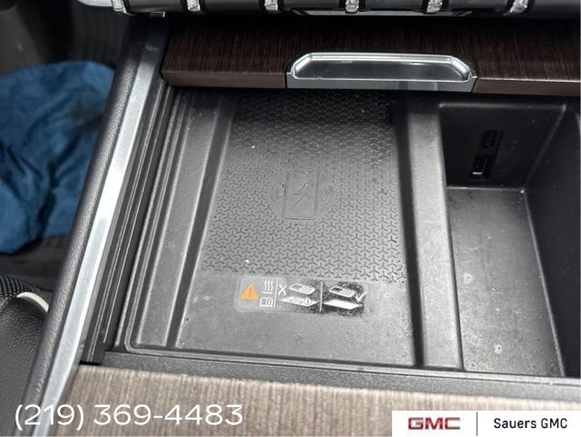 2024 GMC Acadia Denali - Photo 19