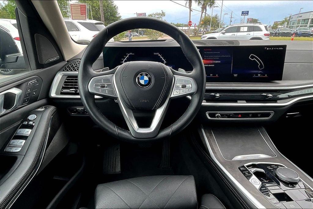 Used 2023 Black BMW xDrive40i image 8