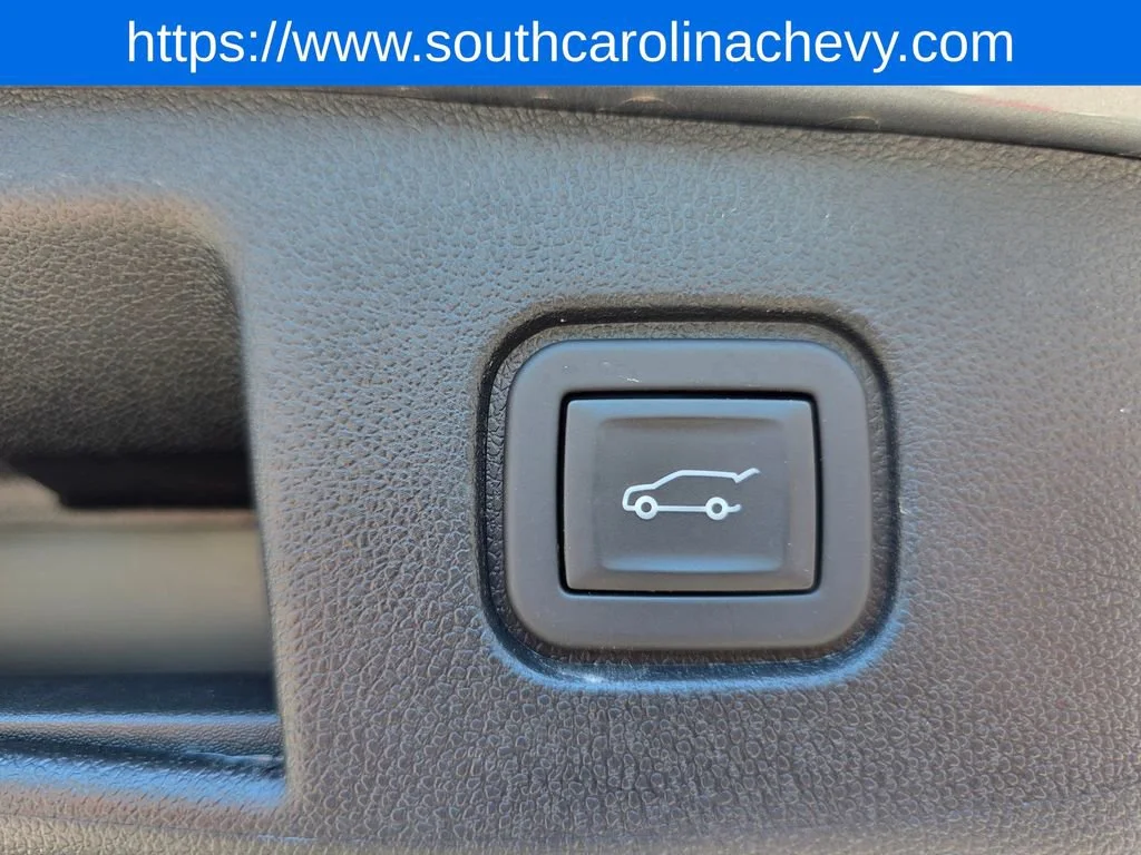 Used 2025 Sterling Gray Metallic Chevrolet RS image 36