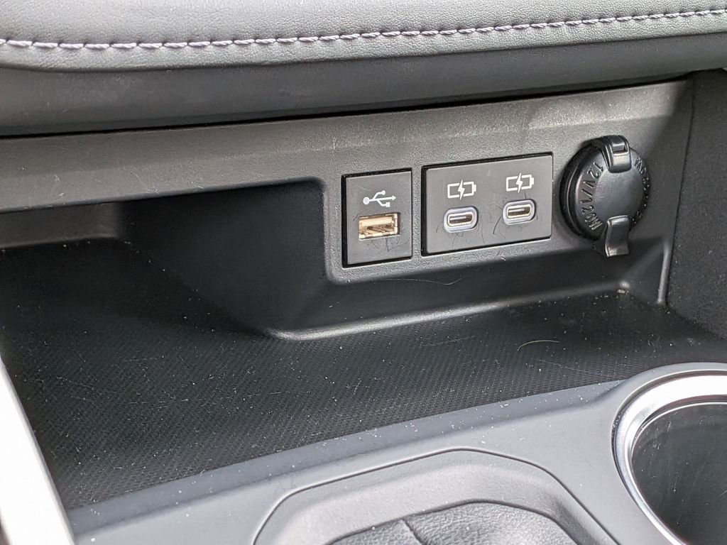 Used 2026  Toyota XLE image 28