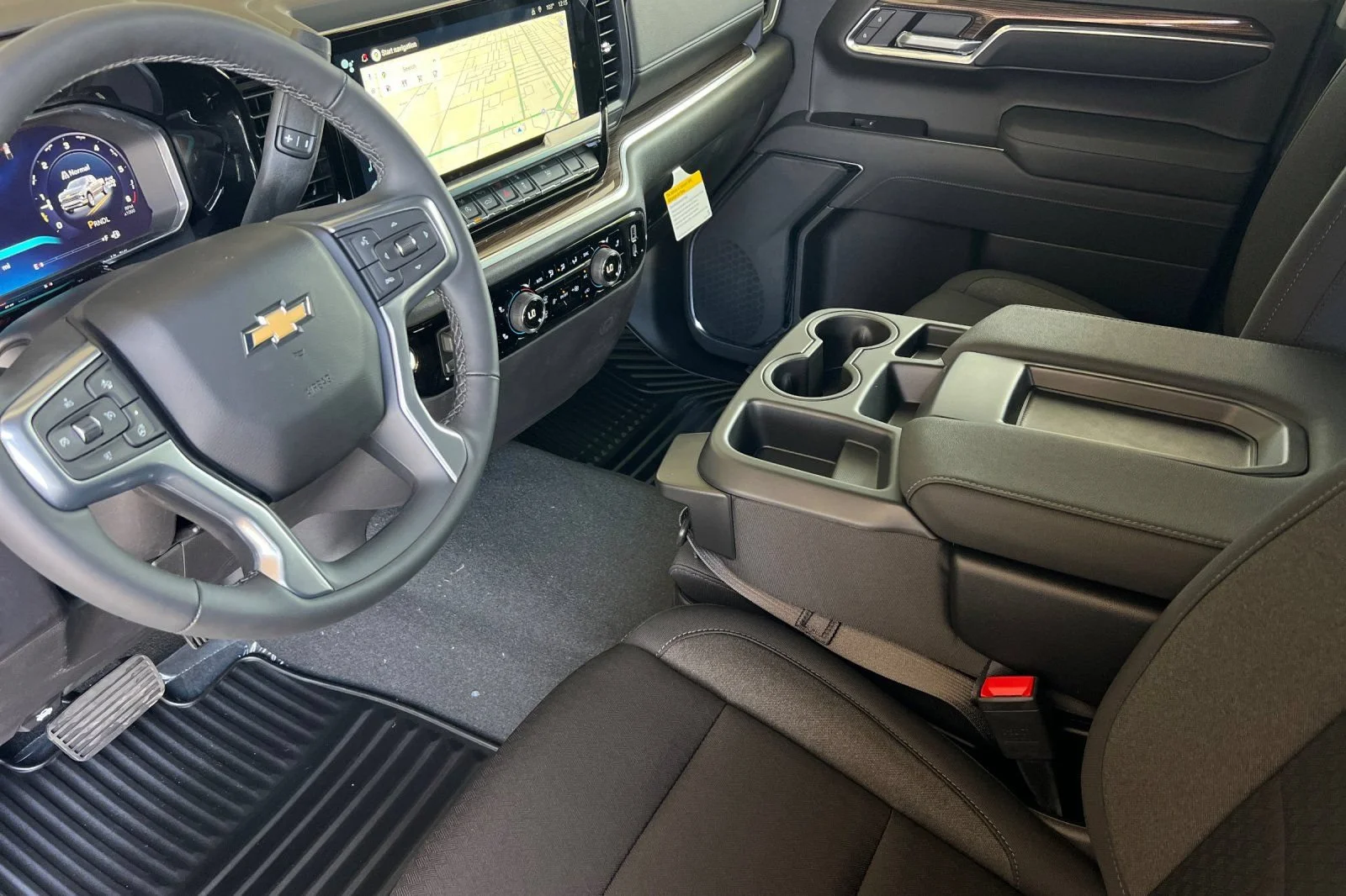 New 2026 Summit White Chevrolet LT (2FL) image 10