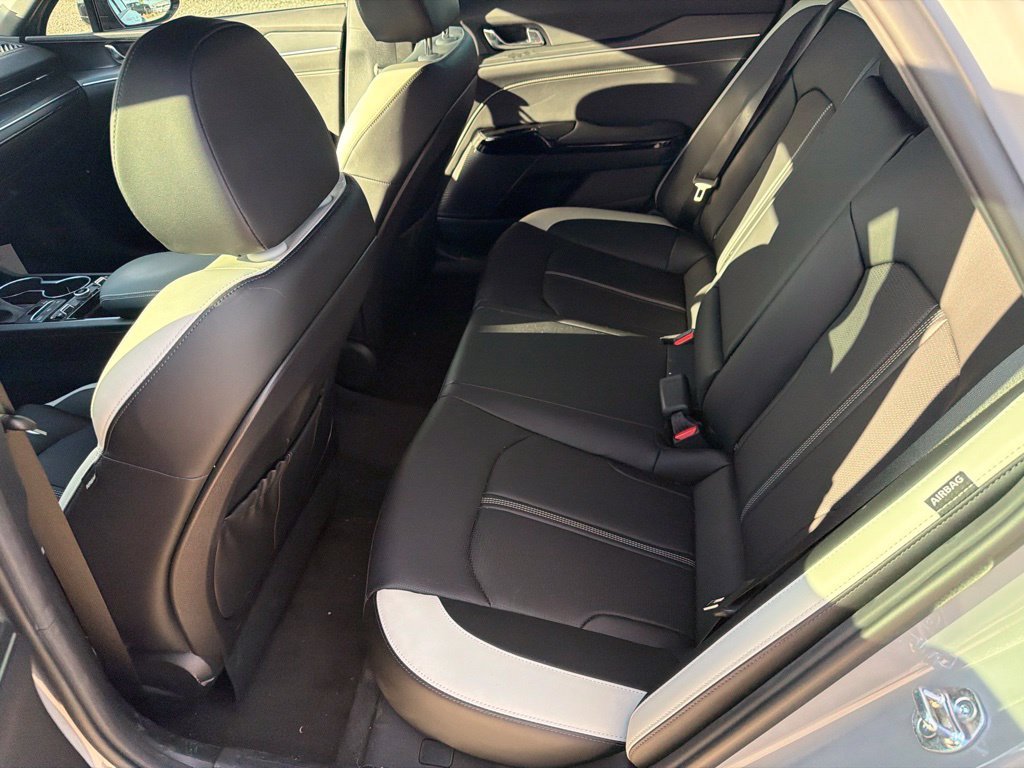 2026 Kia K5 GT-Line - Photo 6
