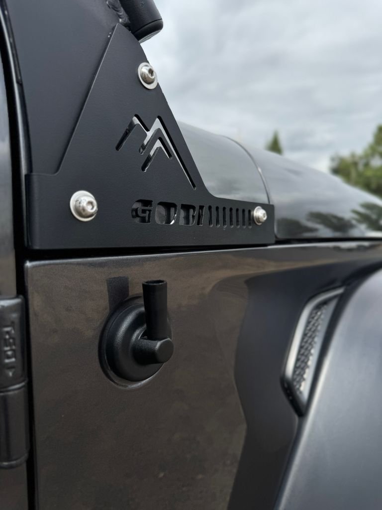 Used 2018 Granite Crystal Metallic Clearcoat Jeep Unlimited Sport S image 47