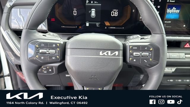 New 2027 Snow White Pearl Kia X-Line S image 12