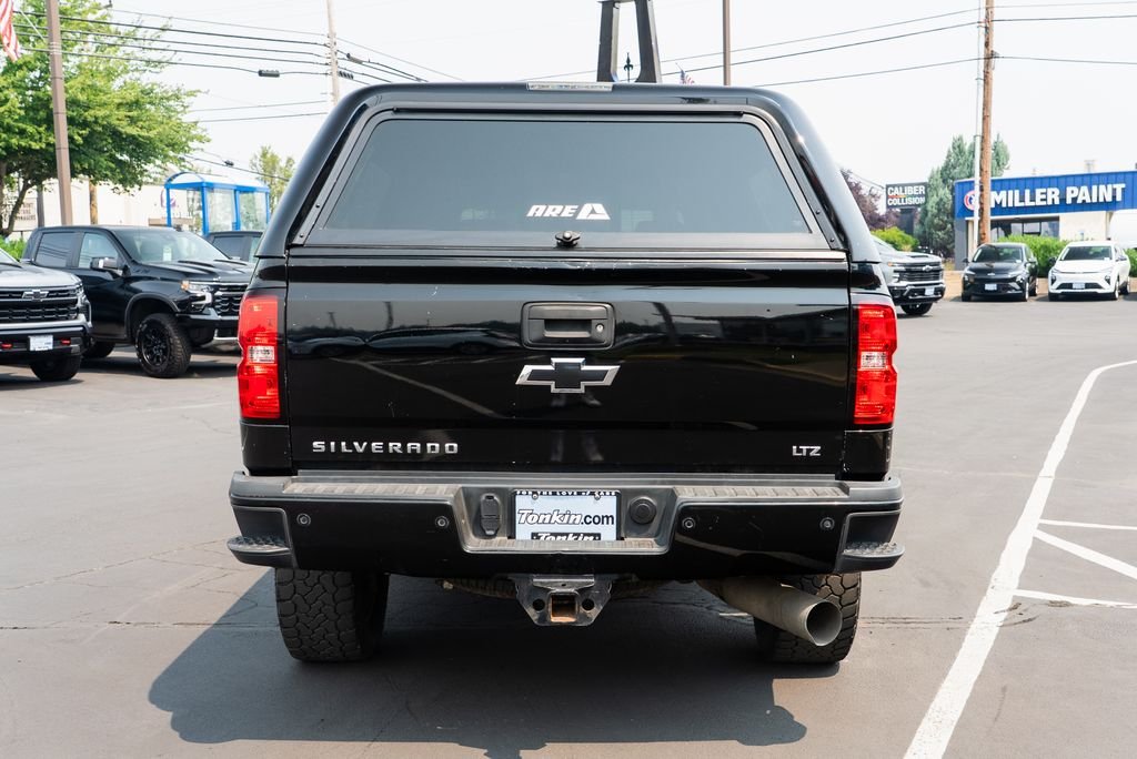 Used 2019 Black Chevrolet LTZ image 4