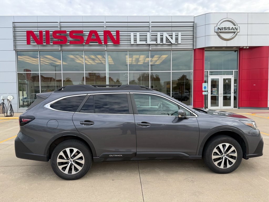 2022 Subaru Outback Premium's photo