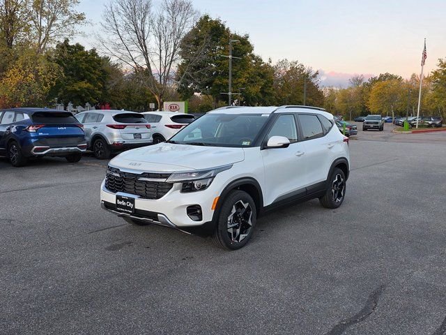 New 2026 White Kia S image 3