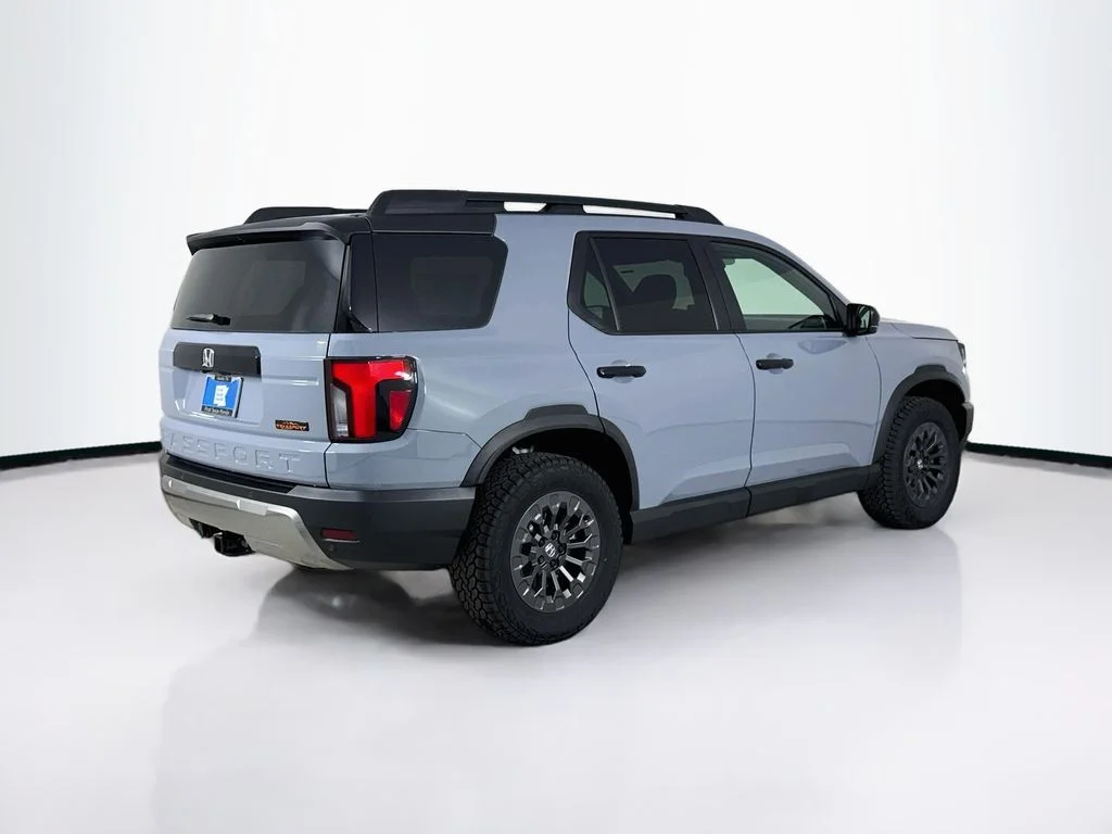 New 2026 Sonic Gray Pearl Honda TrailSport image 8