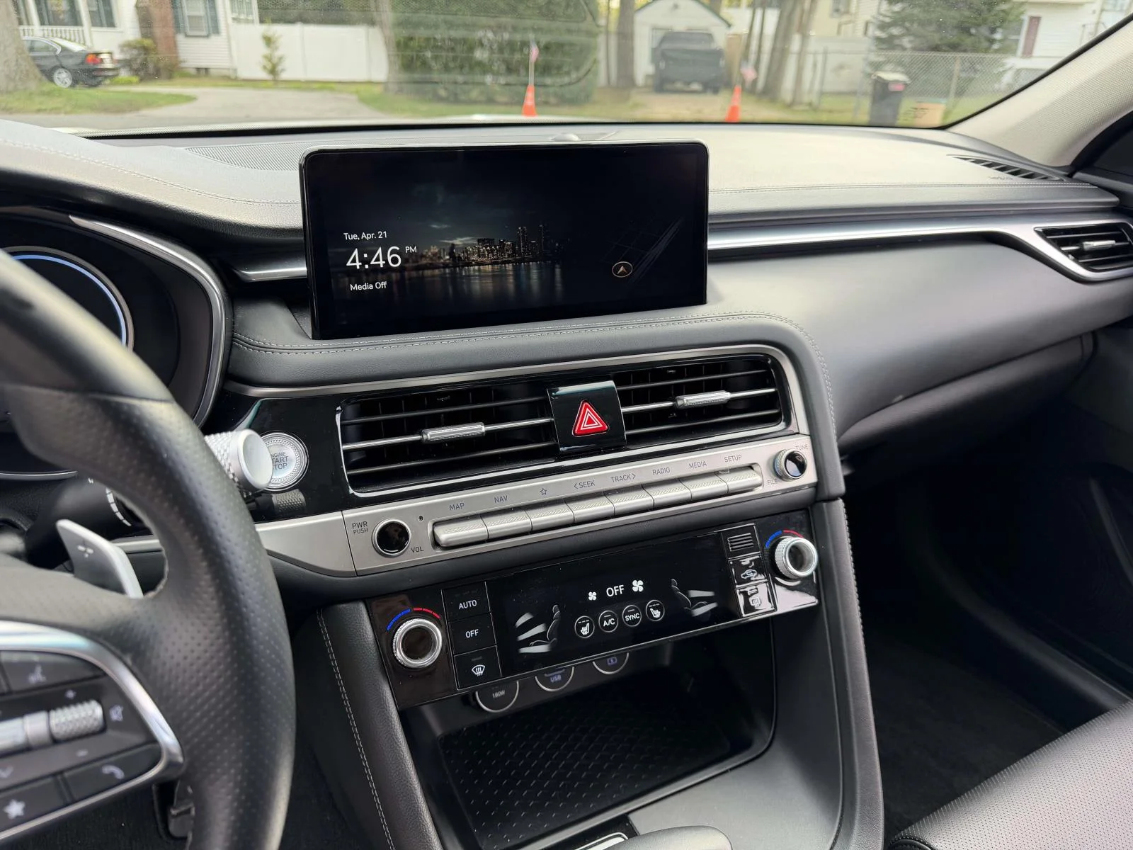 Used 2025 Gray Genesis 2.5T image 21