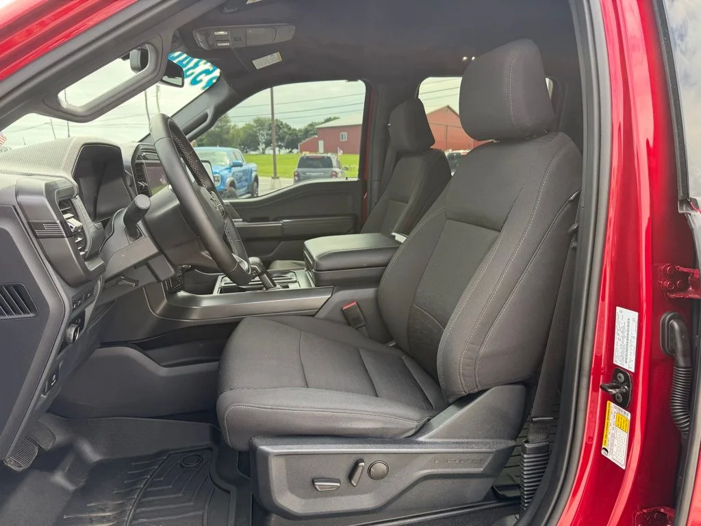 Used 2024 Rapid Red Metallic Tinted Clearcoat Ford XLT image 12