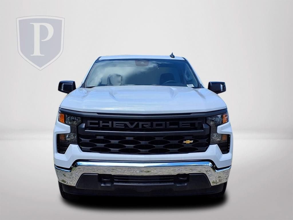 New 2025 Summit White Chevrolet WT image 2