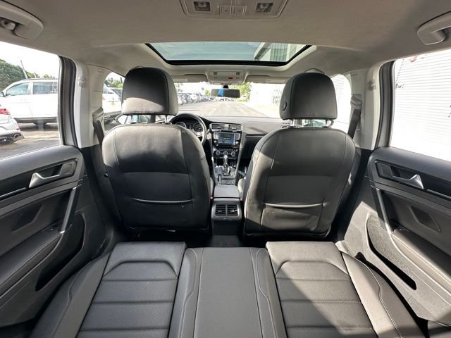 Used 2017 Silver Volkswagen TSI SEL 4-Door image 18