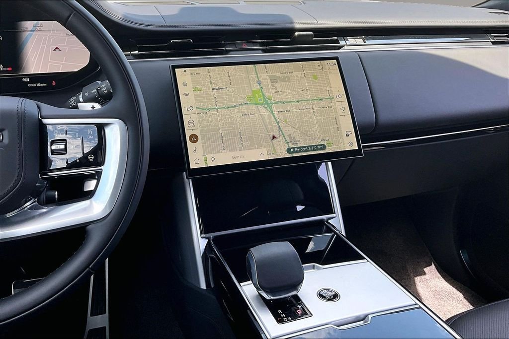 New 2026  Land Rover SE LWB 7-Seats / V8 image 6