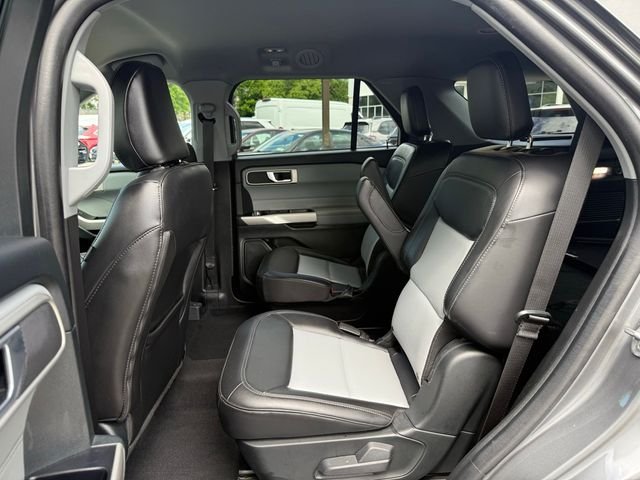 Used 2023 Gray Ford XLT image 22
