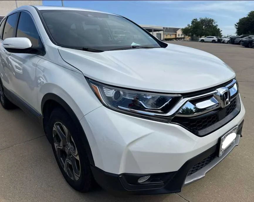Used 2018 White Diamond Pearl Honda EX image 2