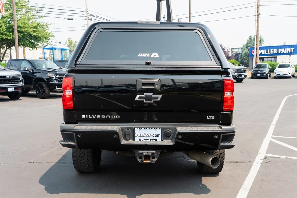 Used 2019 Black Chevrolet LTZ image 4