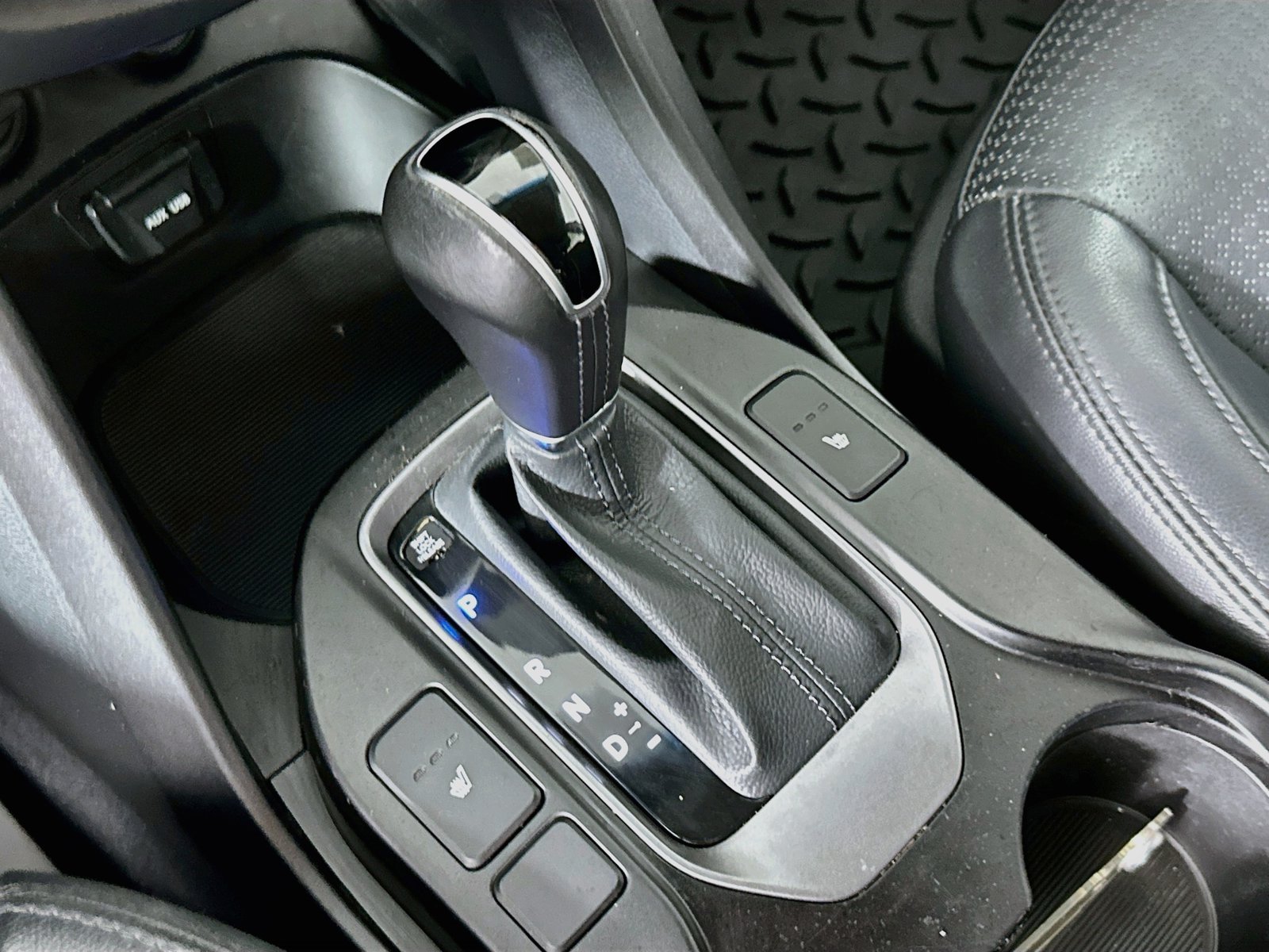 Used 2014 Twilight Black Hyundai 2.0T image 17