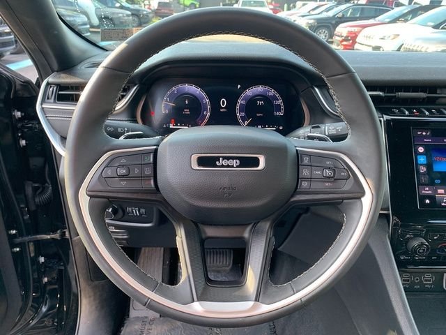 Used 2023 Black Jeep Altitude X image 18