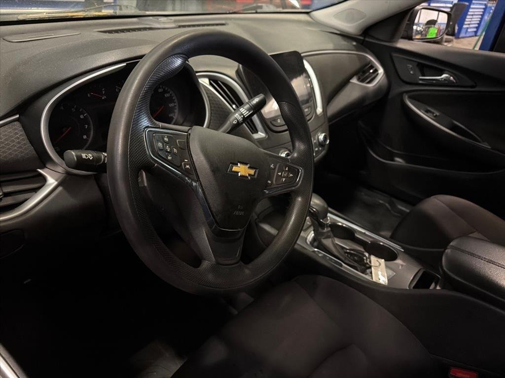 Used 2023 Mosaic Black Metallic Chevrolet LT image 5