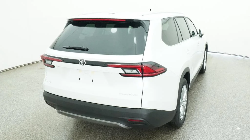 New 2026 Wind Chill Pearl Toyota Platinum image 22