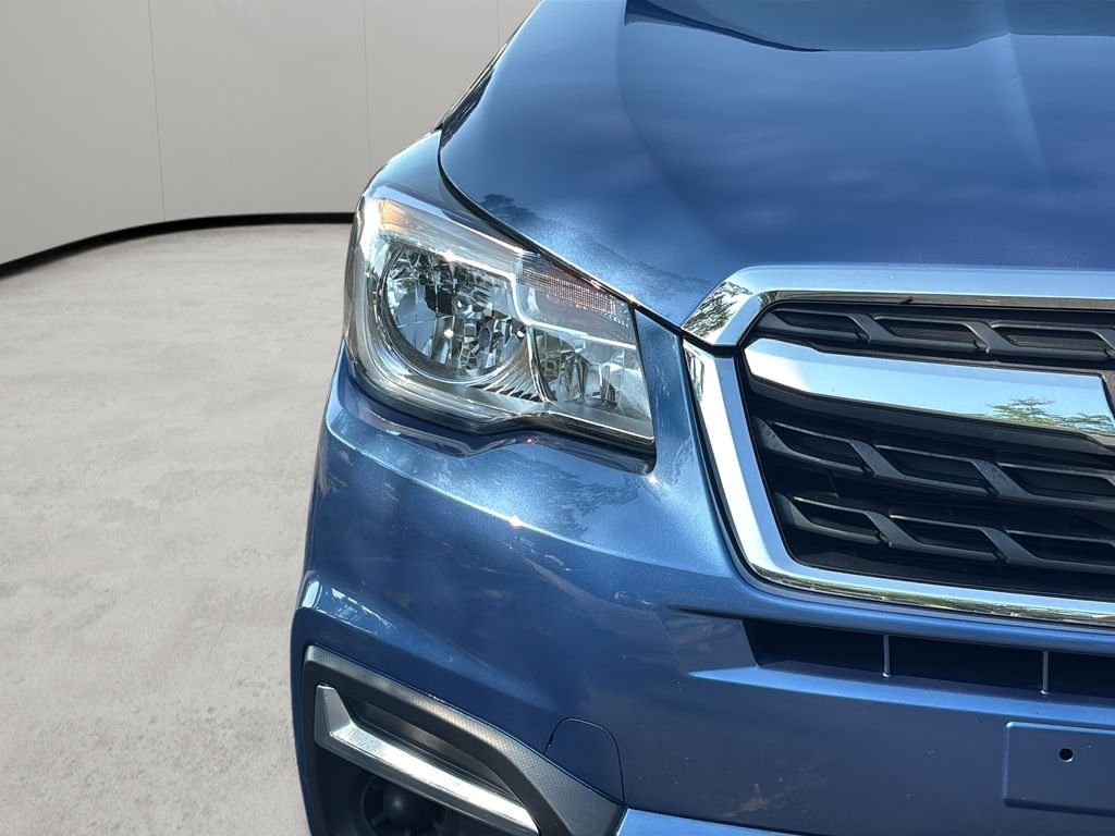 Used 2018 Quartz Blue Pearl Subaru 2.5i Premium image 10