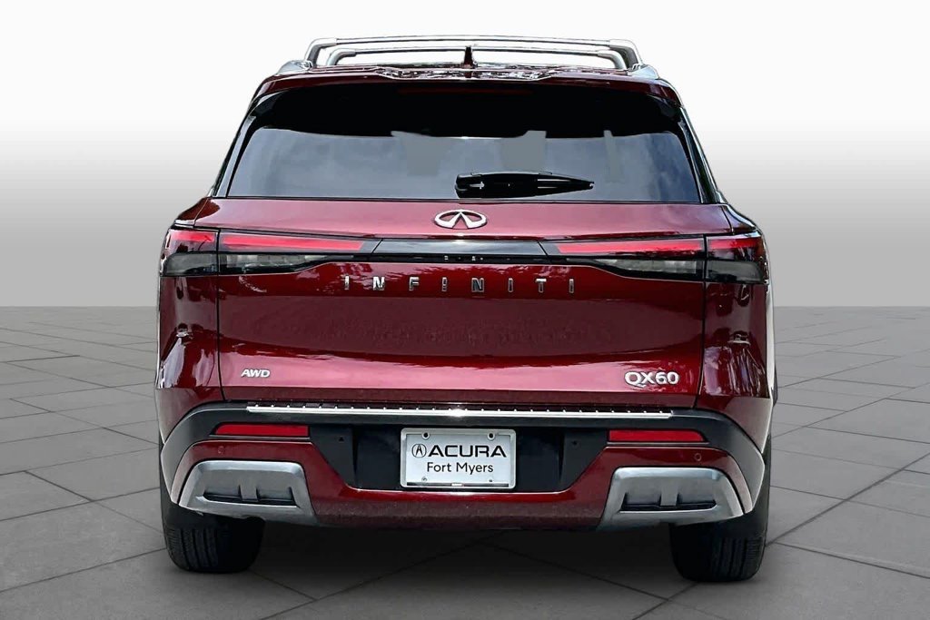 Used 2023 Red INFINITI Sensory image 5