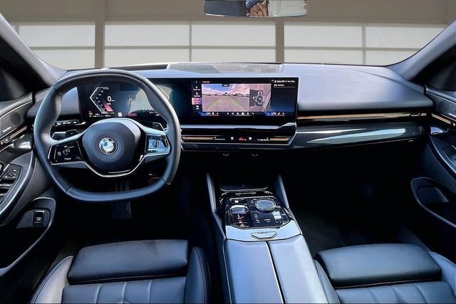 2024 BMW 5 Series 530i - Photo 16