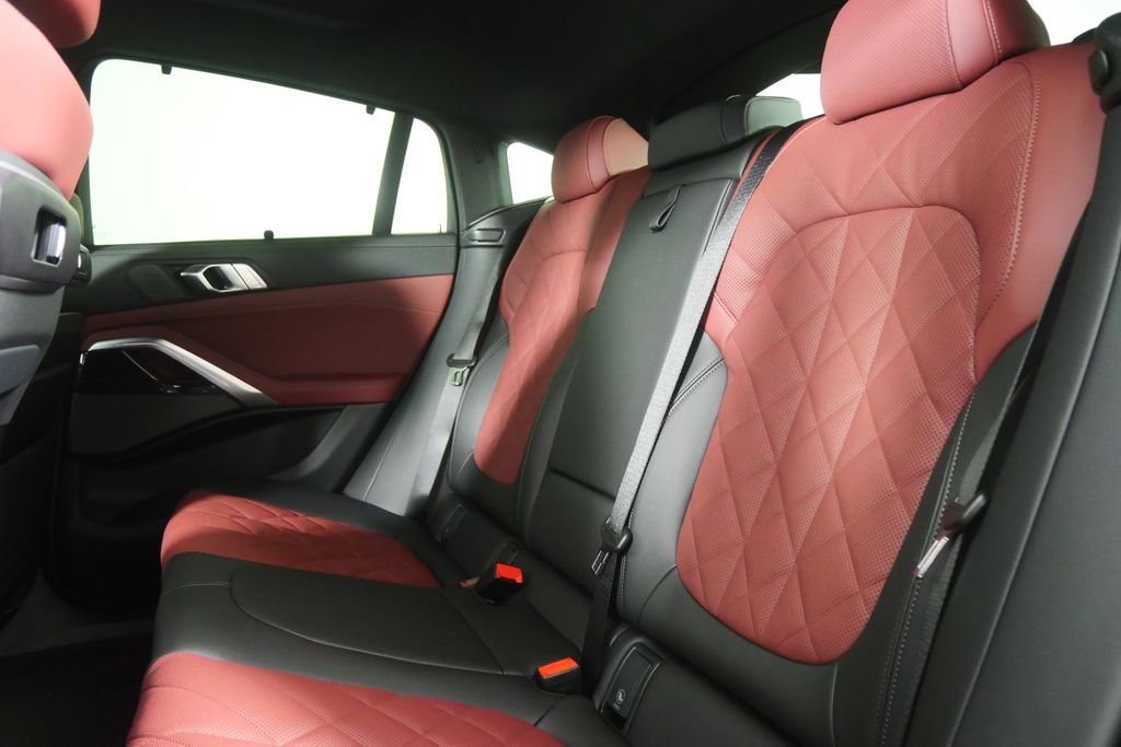 New 2027 Brooklyn Grey Metallic BMW xDrive40i image 14