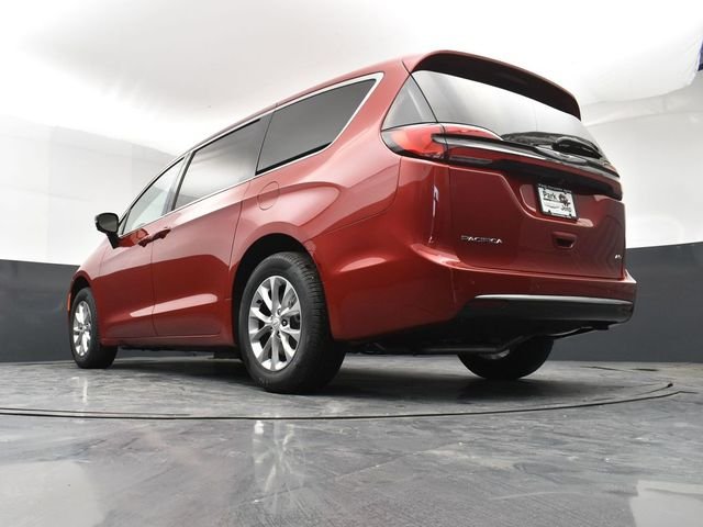 New 2026 Red Hot Pearl-Coat Exterior Paint Chrysler Select image 22
