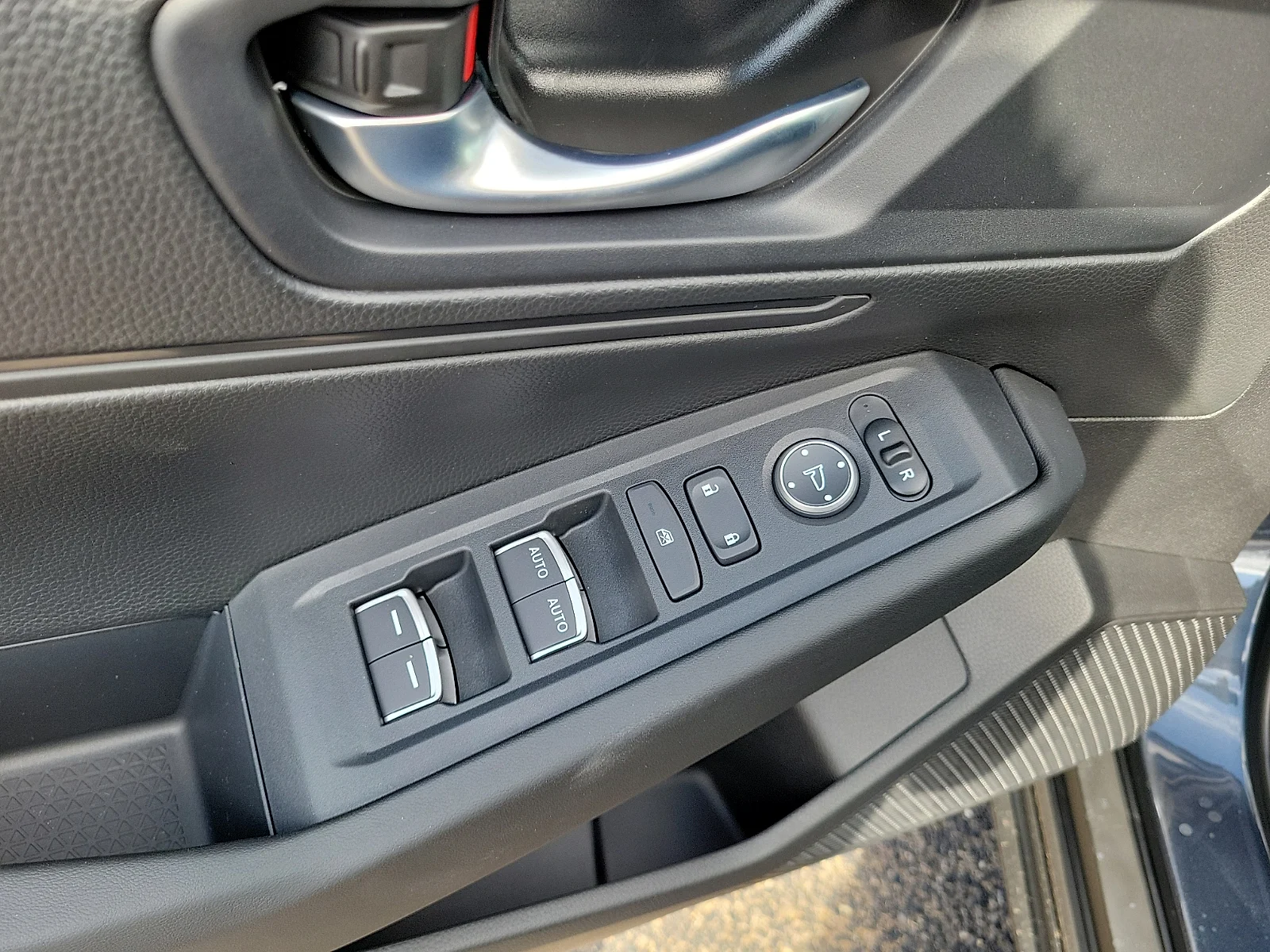 New 2026 Meteorite Gray Metallic Honda LX image 18