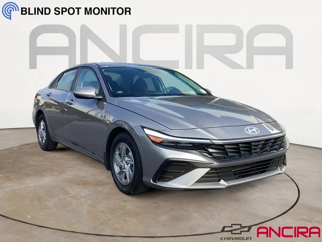 2024 Hyundai Elantra SE