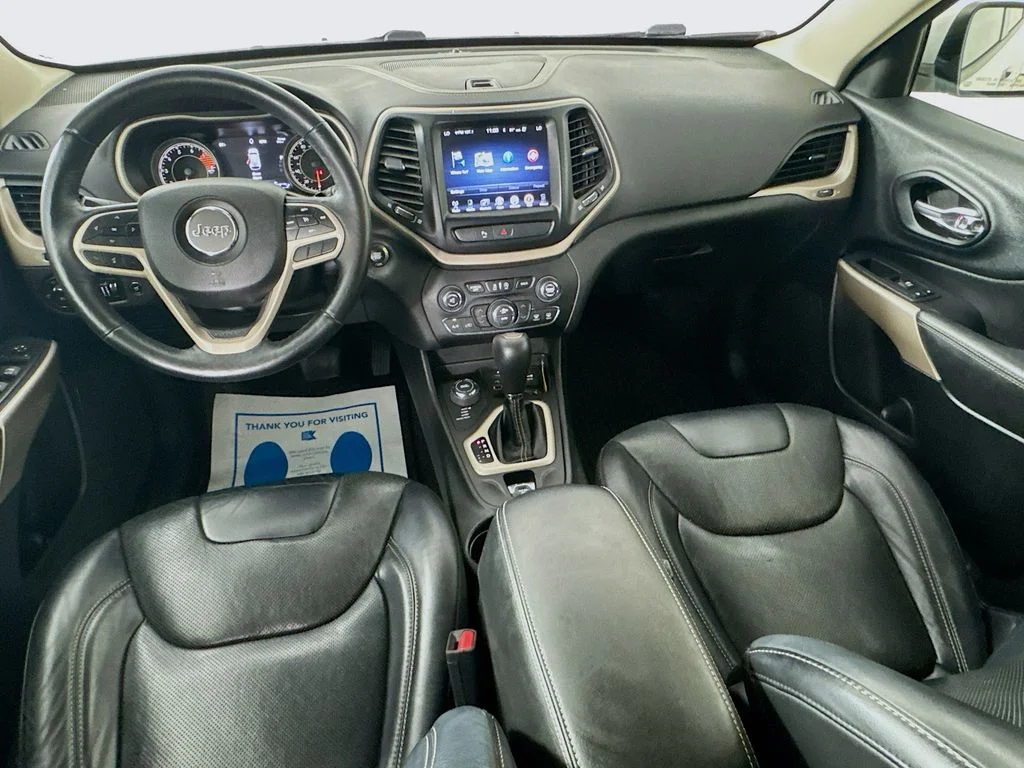 Used 2017 Bright White Clearcoat Jeep Limited image 26
