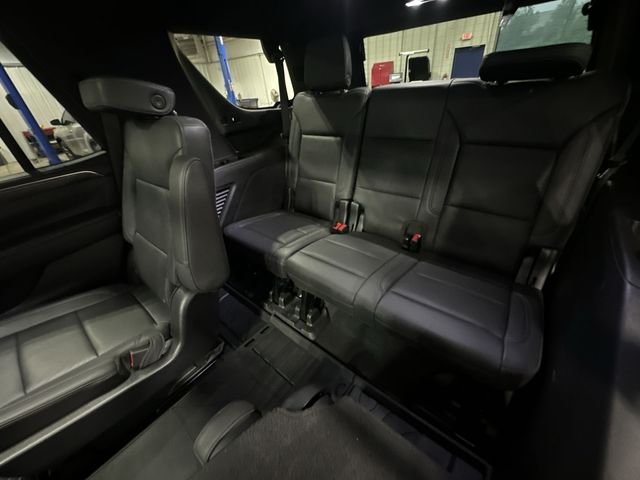 Used 2022 White Chevrolet Z71 image 31
