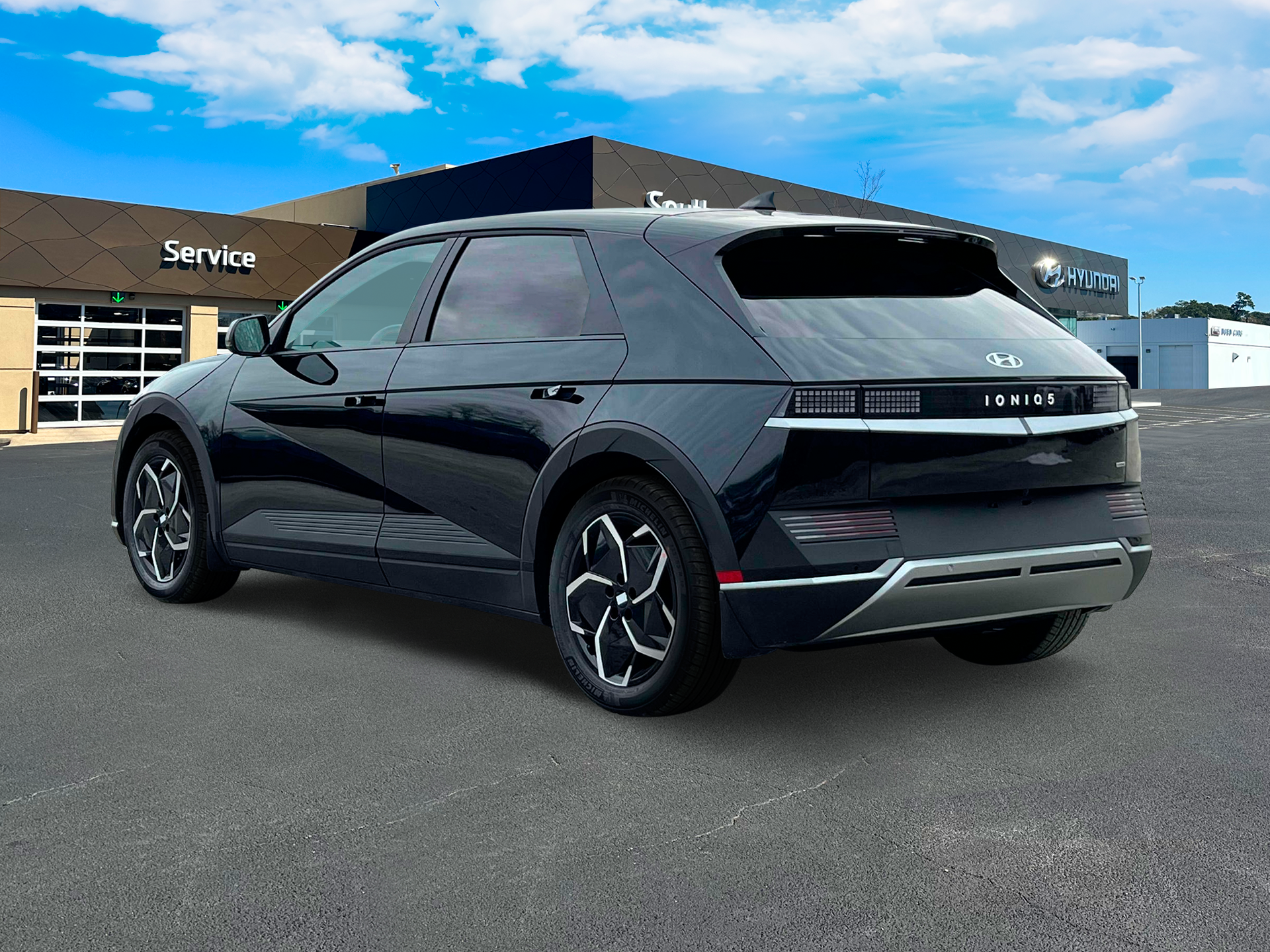 New 2024 Black Hyundai SEL image 5
